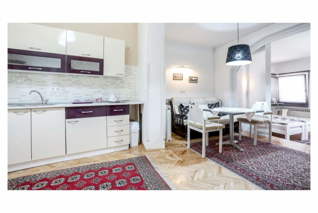 Apartments And Rooms Fonty 사라예보 외부 사진